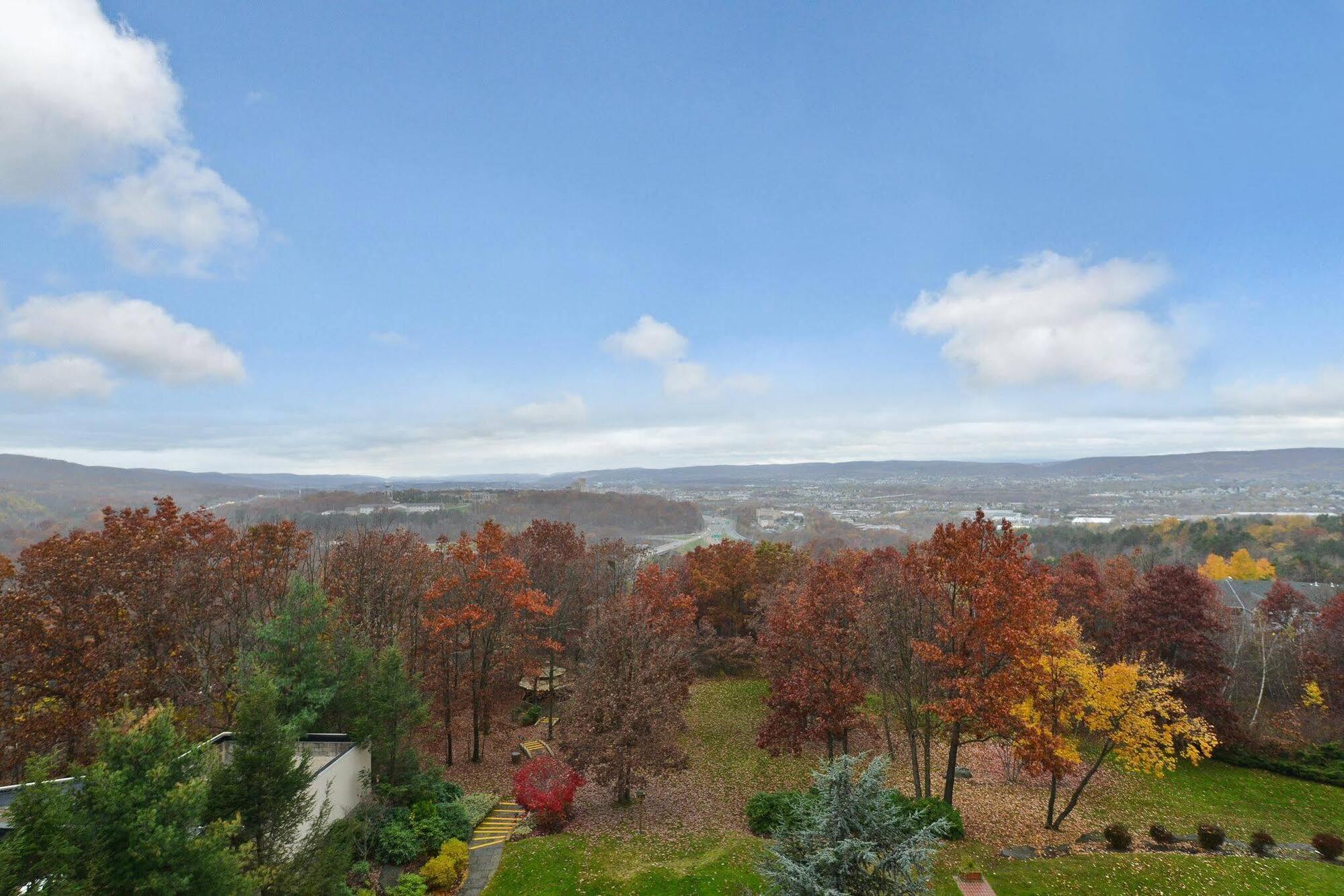 Holiday Inn Wilkes Barre - East Mountain By Ihg Zewnętrze zdjęcie